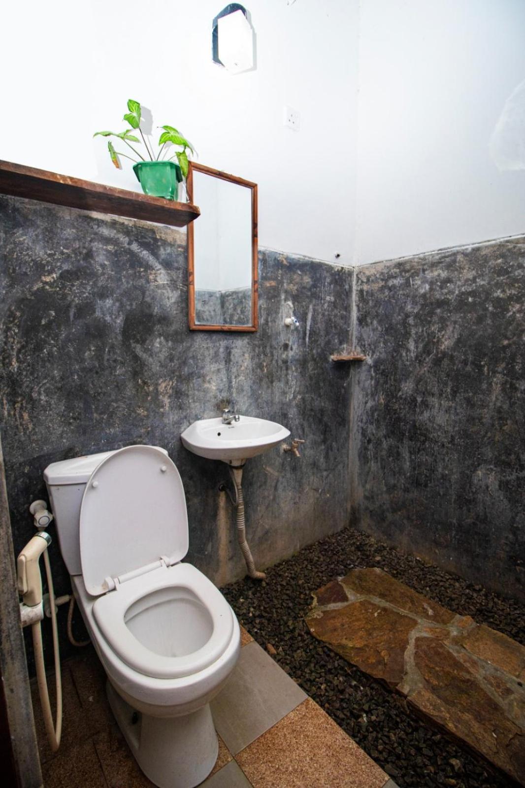Hilltop Bungalow Hotel Mirissa Kültér fotó